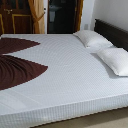 Villa Palm Breeze Polhena Kültér fotó