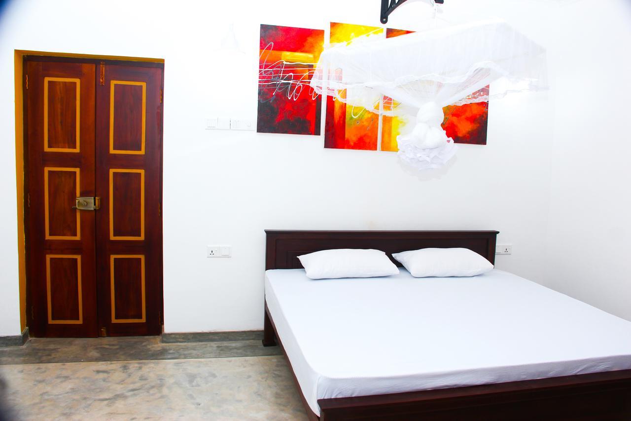 Villa Palm Breeze Polhena Kültér fotó