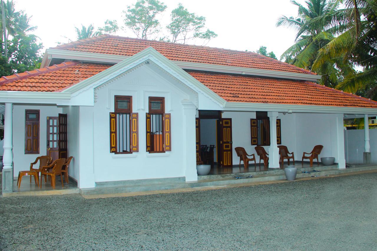 Villa Palm Breeze Polhena Kültér fotó