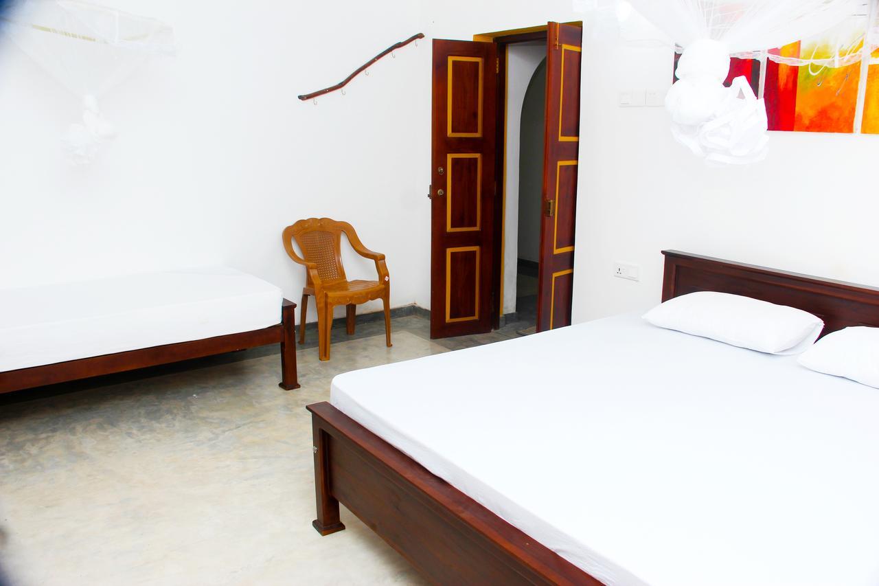 Villa Palm Breeze Polhena Kültér fotó